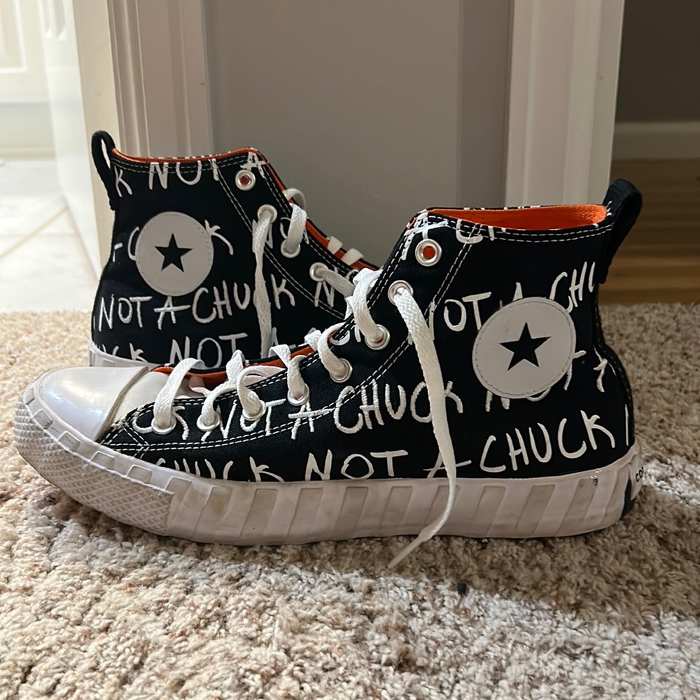 Converse High Tops Size 10
